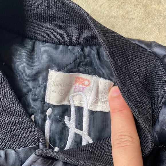 VINTAGE US AIR FORCE CHAINSTITCHED SATIN JACKET PATCHES LARGE BLACK SOUVENIR - Picture 4 of 7